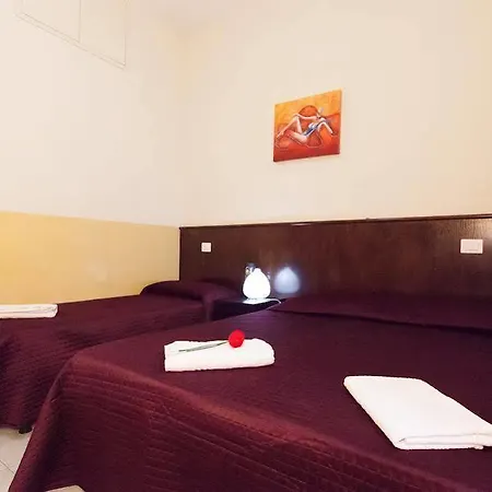 Friend House 招待所