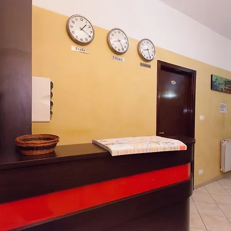 Friend House 게스트하우스 2*