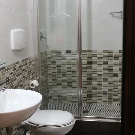 Friend House 招待所 2*