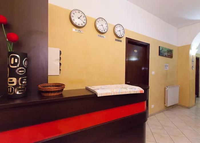 Friend House 招待所 2*