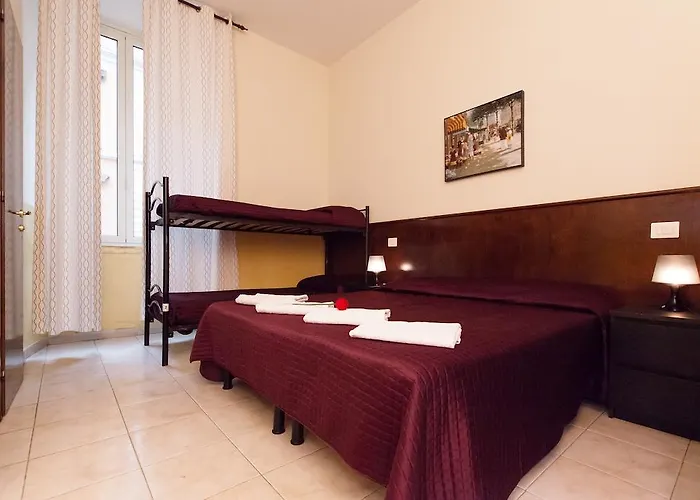 Friend House 招待所 2*